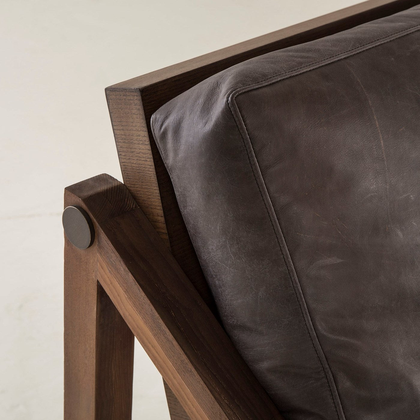 Thomas Bina TEDDY CHAIR - DESTROYED BLACK LEATHER